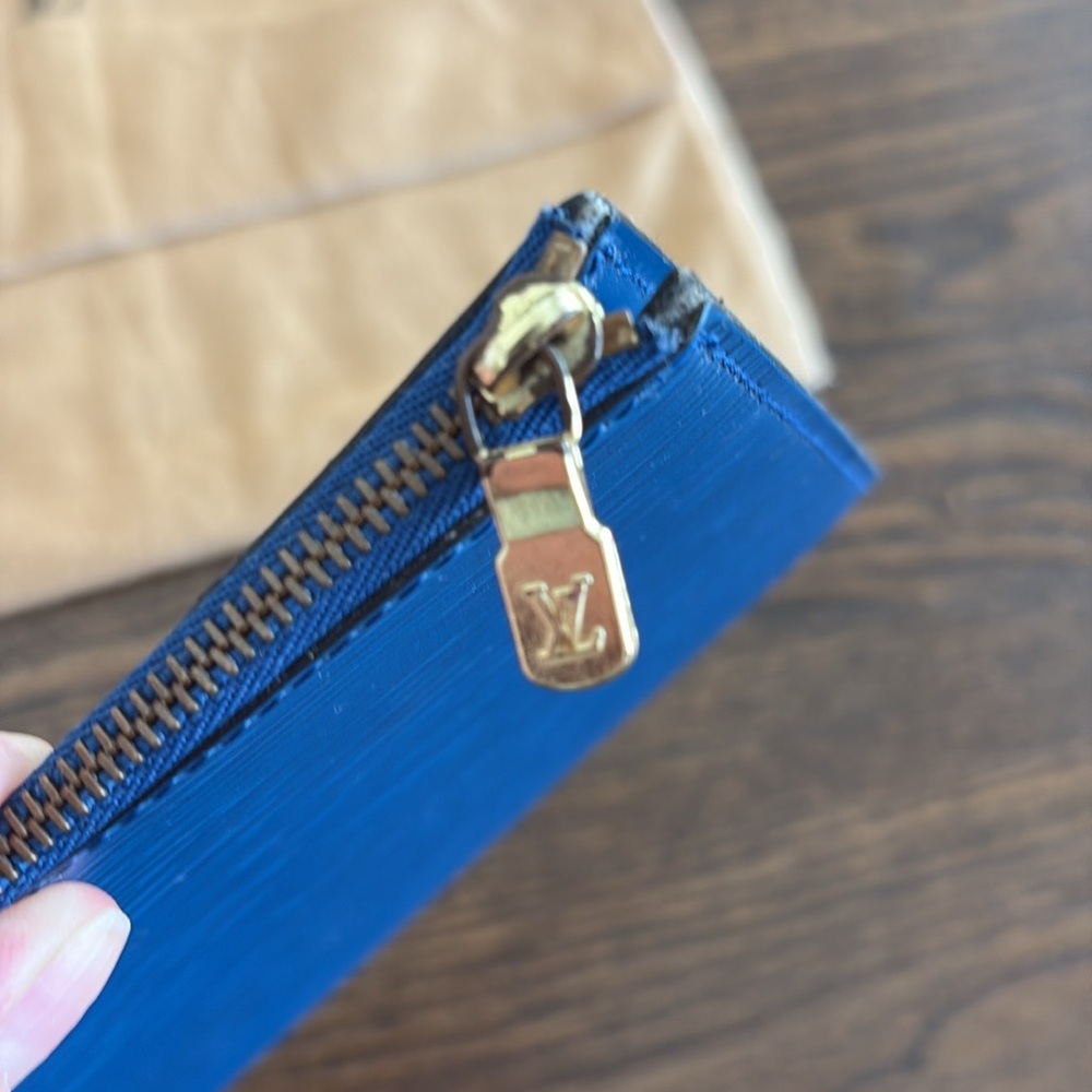 Louis Vuitton Blue Epi Leather Accessories Pochette w/ Dust Bag and COA - Picture 11 of 15